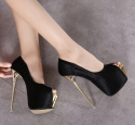 buty na koturnie AW6